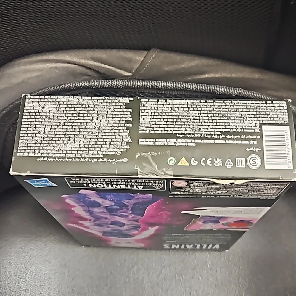 Disney Villains: Ursula Doll - Picture 5 of 6